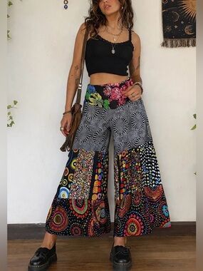 Boutique Brand Boho Maximalist Wide-Leg Patchwork Cropped Palazzo Pants | Small